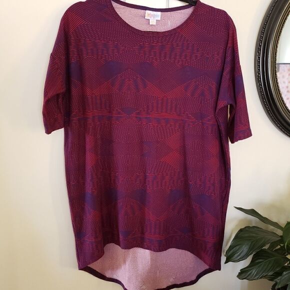 LuLaRoe Simply Comfortable Hi Low Patterned Top - Picture 1 of 7